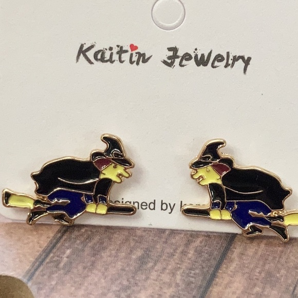 Witch broom cerco Earrings - Picture 1 of 9